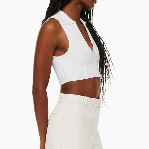 ✨Babaton
Sculpt Knit Polo Top✨ - Picture 3 of 9